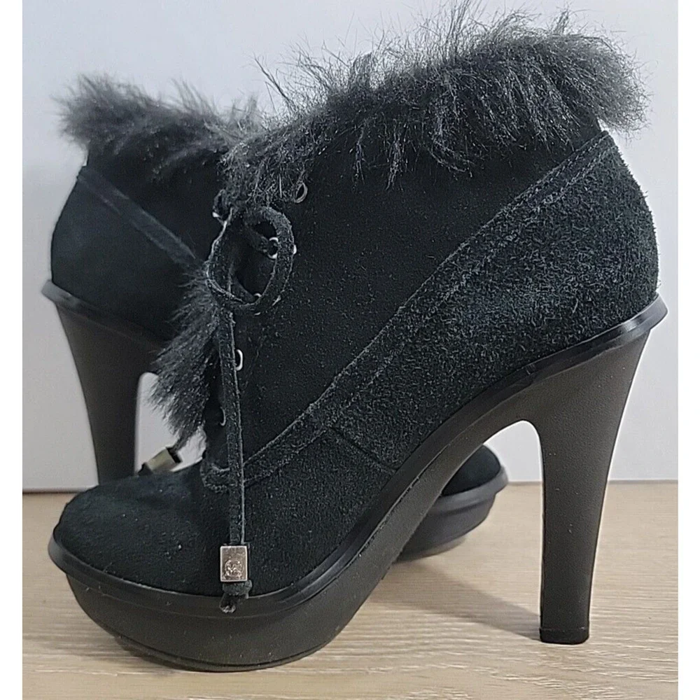 Michael Kors Boots Women's‎ 5M Carlie Fur Trim High Heels Ankle Lace Up Black